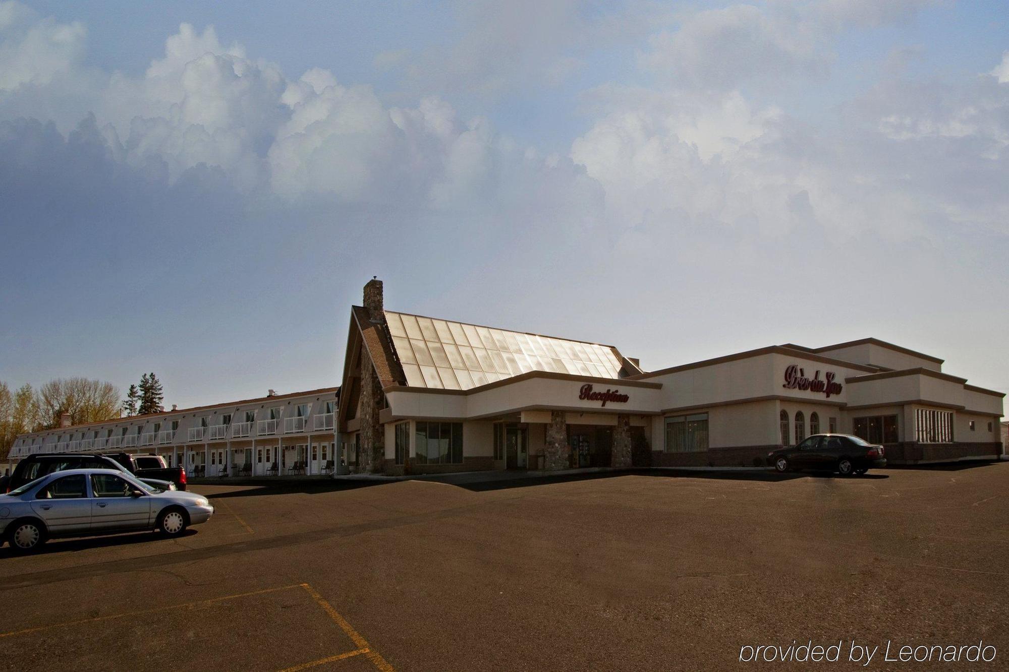 Rodeway Inn Гранд-Фолс Экстерьер фото